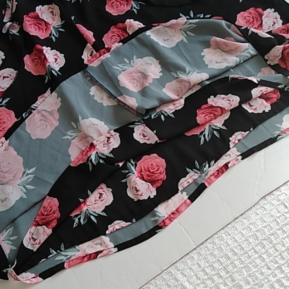 Grayson/Threads blouse - Picture 7 of 8